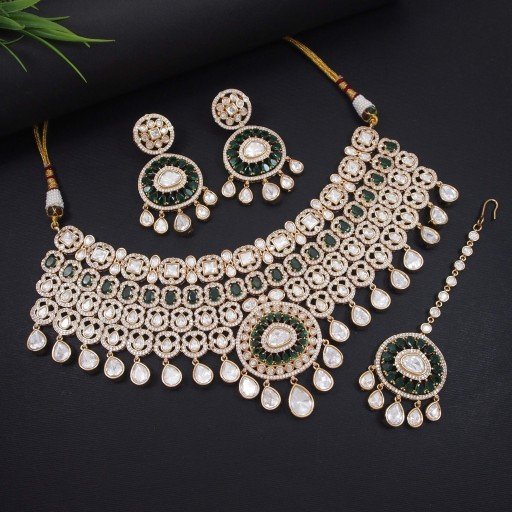 Alluring Real Kundan Necklace Set