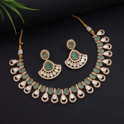 Charming Real Kundan Necklace Set