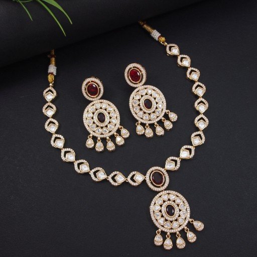 Engaging Real Kundan Necklace Set