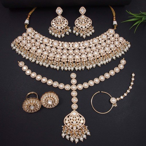 Fashionable Real Kundan Necklace Set