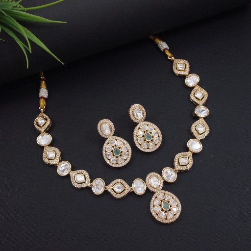 Glamorous Real Kundan Necklace Set