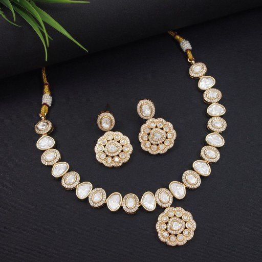 Glorious Real Kundan Necklace Set