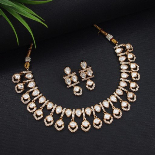 Fashionable Real Kundan Necklace Set