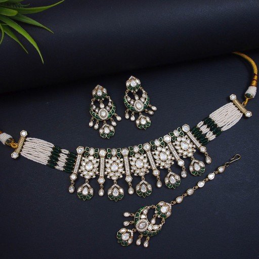 Alluring Real Kundan Necklace Set