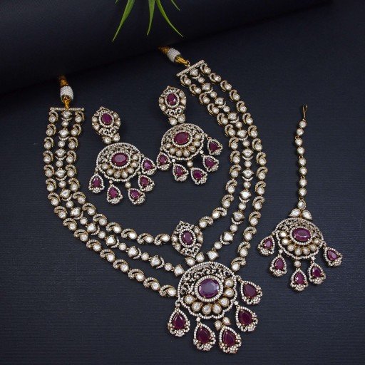 Desirable Real Kundan Necklace Set